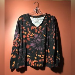 Abstract Print Long Sleeve Shirt (L)